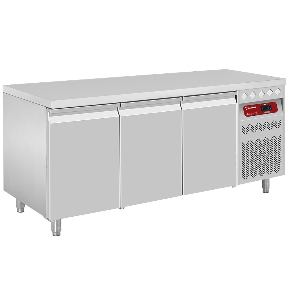 Diamond Ventilated refrigerated table, 3 doors GN 1/1, 405 Lit. - DT178/P9