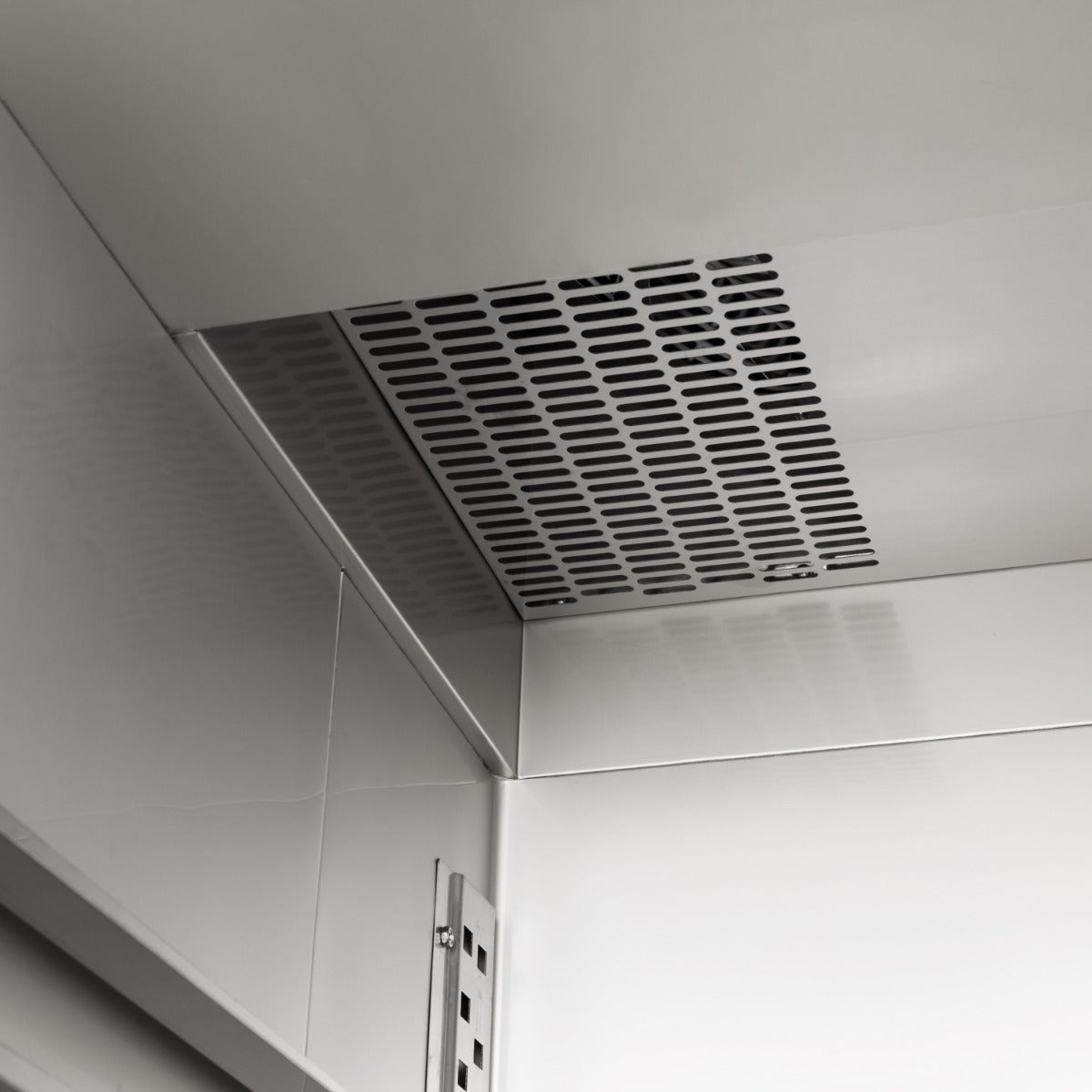 Maxima Bakery Freezer - 800L - Adjustable Shelves - Fits 60 x 40cm - Double Volume - on Wheels - 09400180