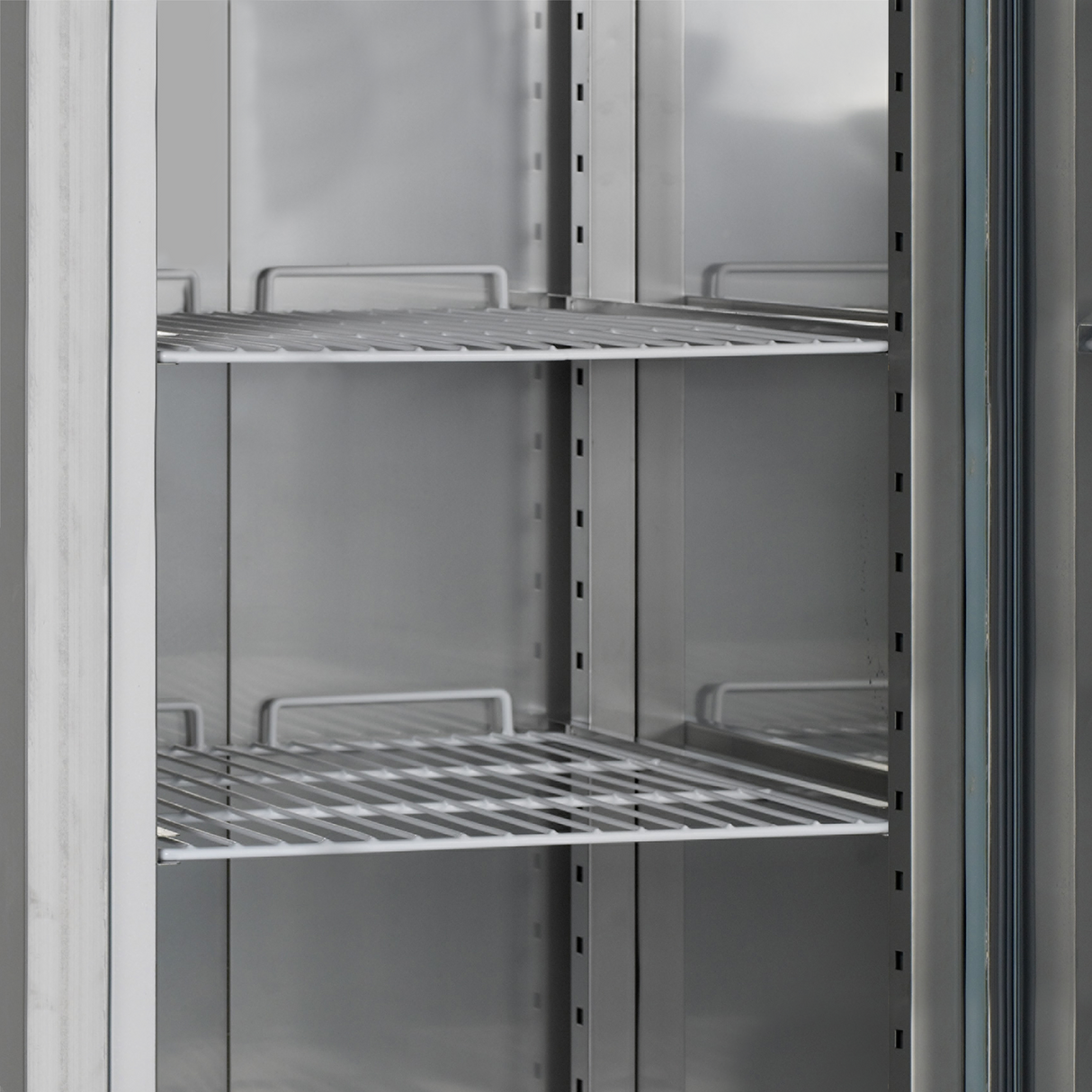 TEFCOLD Standkühlschrank GN2/1 - RK1420G