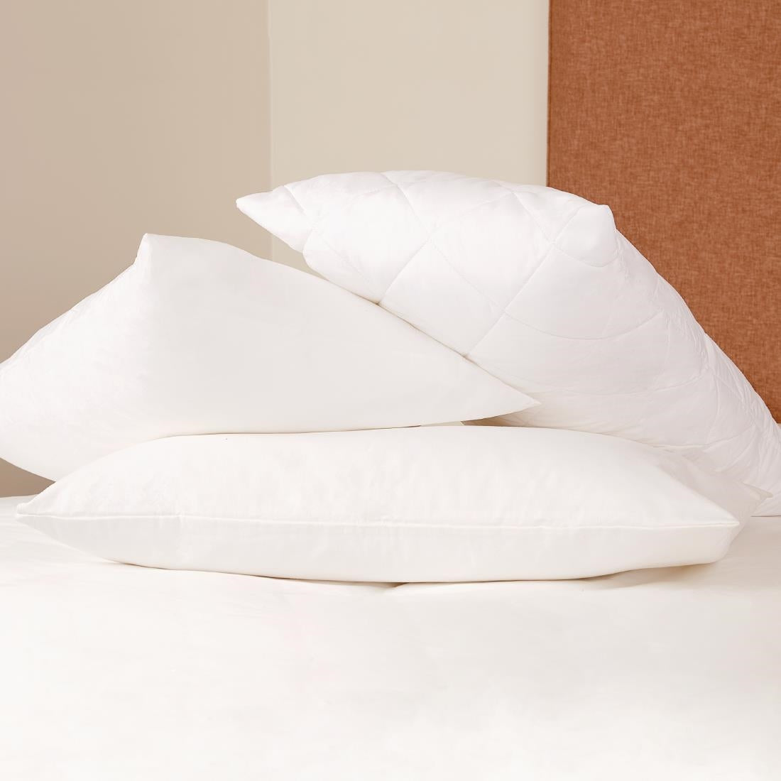 Mitre Comfort Polyzip Pillow Protector - GT799 Mitre Comfort
