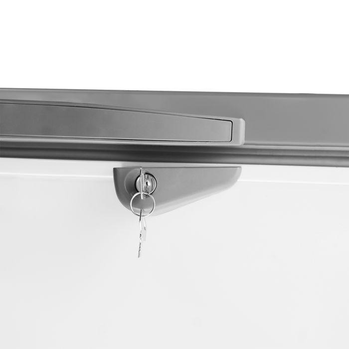 COMBISTEEL Chest Freezer 562L – Stainless Steel Lid – White