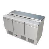 CUBO Saladette mit Deckel 368L - 3-türige Kühlwerkbank - Edelstahl - Inklusive GN-Behälter - 1365(B) x 700(T)mm - CS-S903