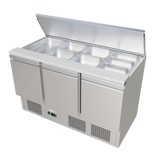 CUBO Saladette mit Deckel 368L - 3-türige Kühlwerkbank - Edelstahl - Inklusive GN-Behälter - 1365(B) x 700(T)mm - CS-S903